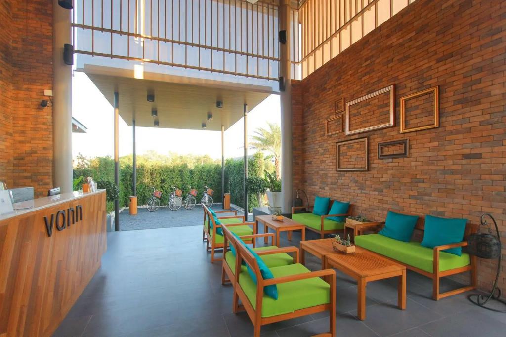 Vann Hua Hin Resort 3*
