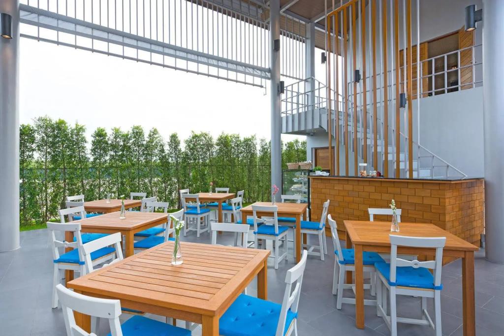 Vann Hua Hin Resort 3*
