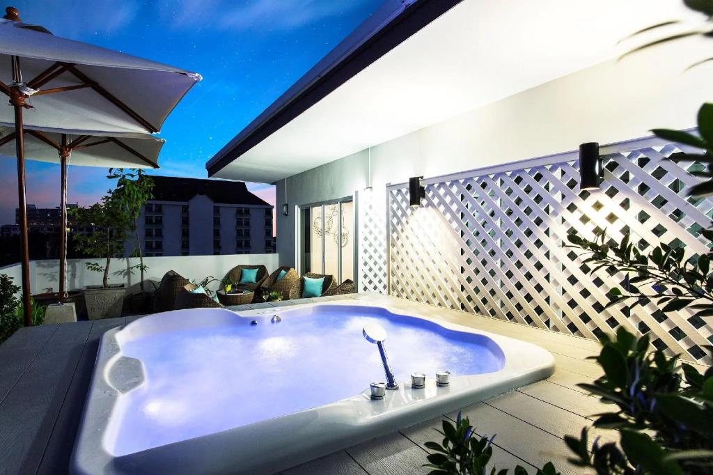 Tolani Nimman Villa Chiang Mai 0*