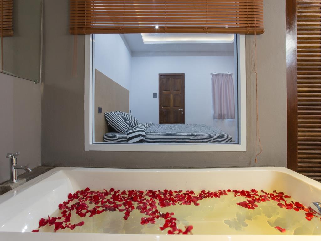 88 Fine Hotel 3*