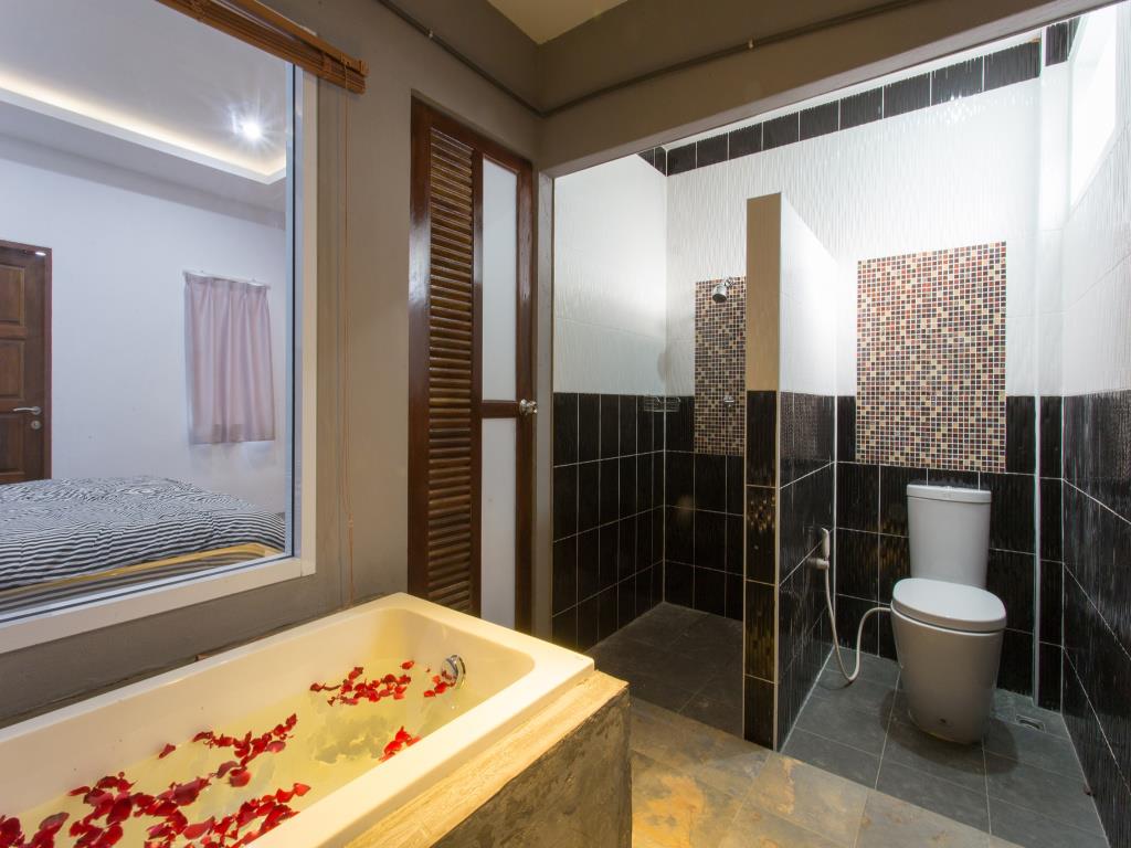 88 Fine Hotel 3*