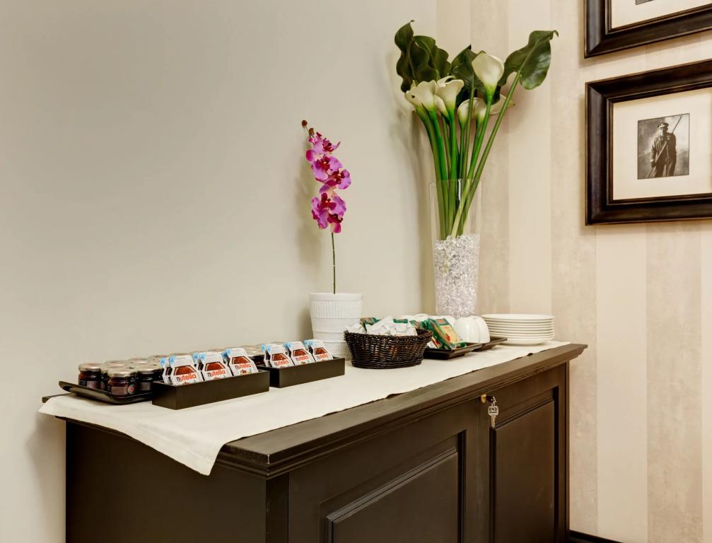 Bellezza al Colosseo B&B and Apartments 0*