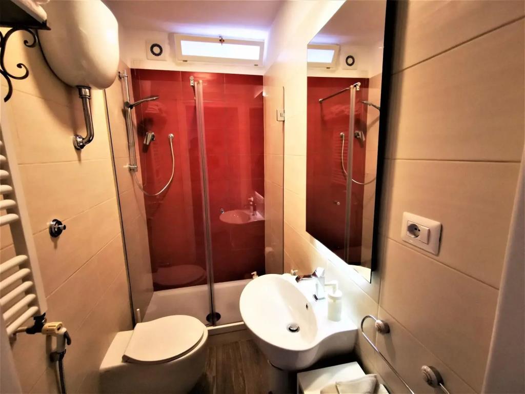 Bellezza al Colosseo B&B and Apartments 0*