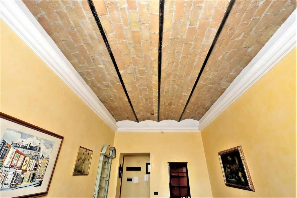 Bellezza al Colosseo B&B and Apartments 0*