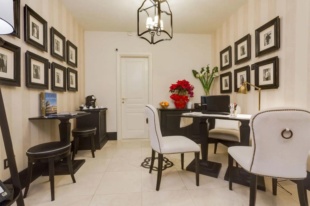 Bellezza al Colosseo B&B and Apartments 0*