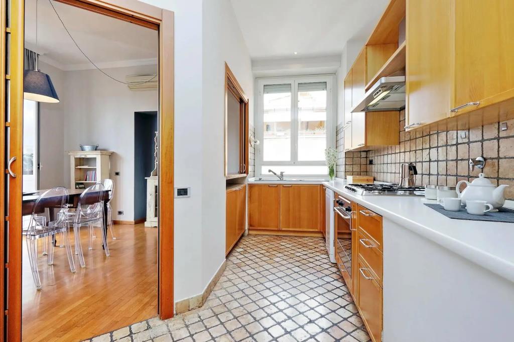 Bellezza al Colosseo B&B and Apartments 0*