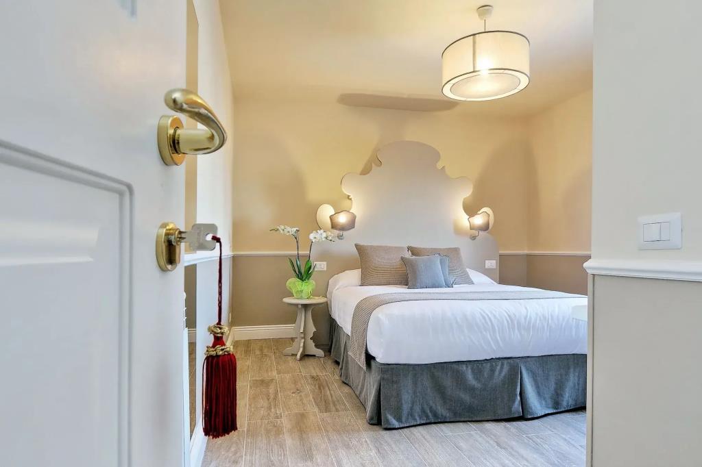 Bellezza al Colosseo B&B and Apartments 0*
