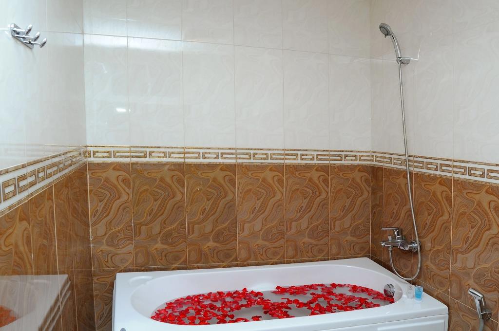 Begonia Nha Trang Hotel 4*
