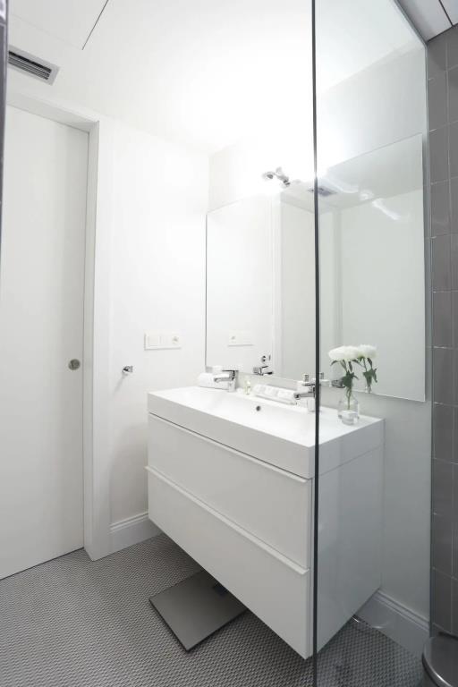 Apartaments Placa del Vi 0*