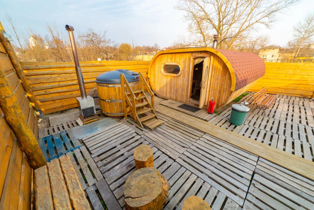 Hotel Burzhuj 0*