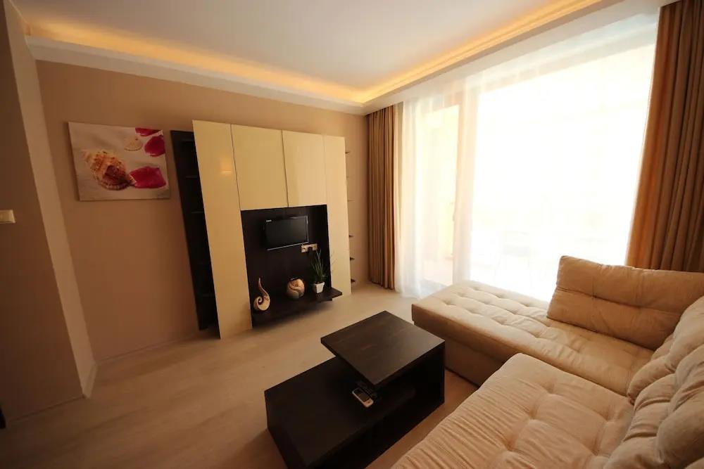 Harmony Suites 2 3*