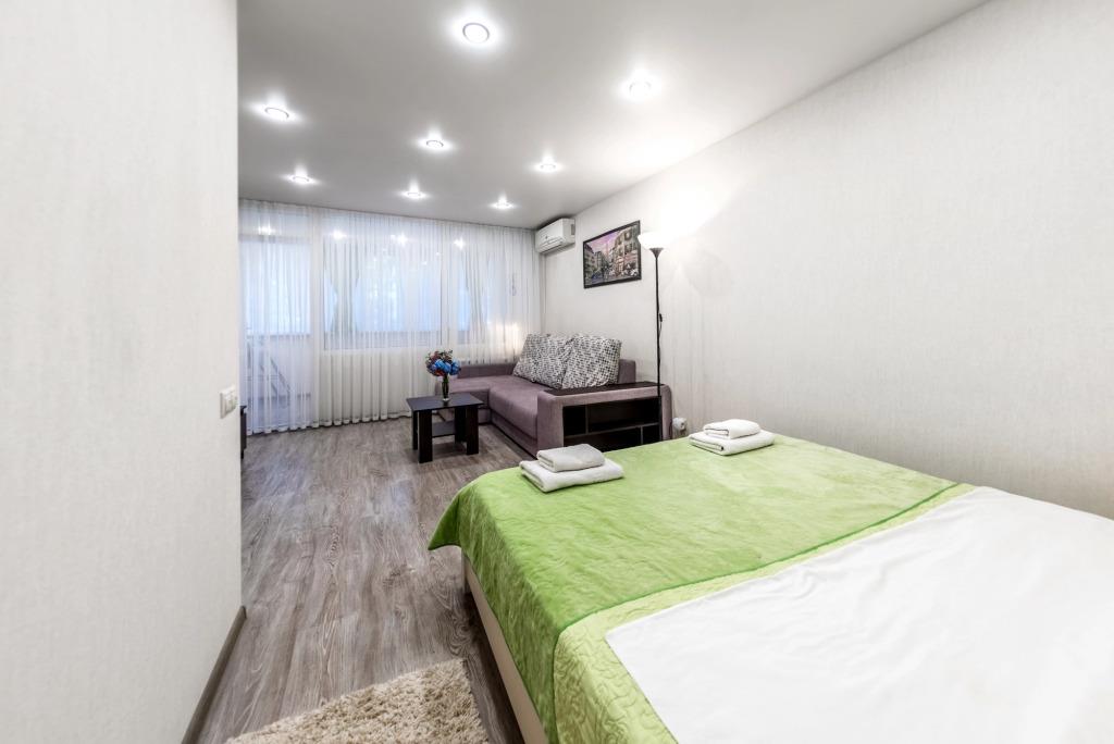 Na Ostrovskogo Apartments 0*