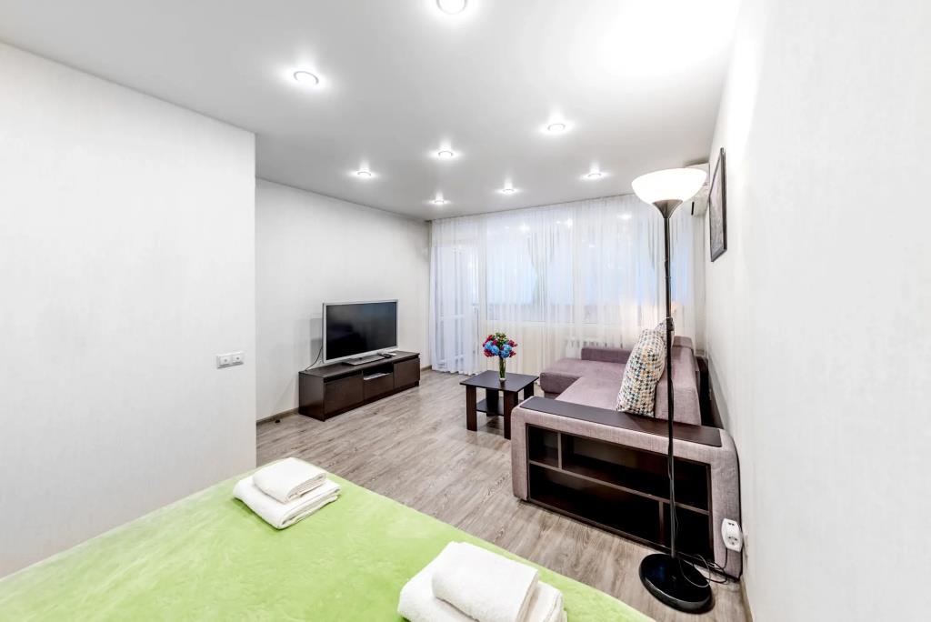 Na Ostrovskogo Apartments 0*