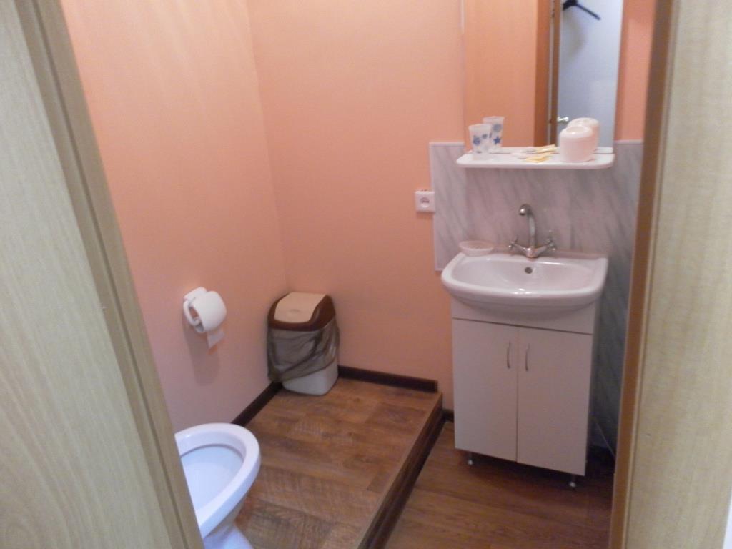Mini-Hotel Yu-Port 0*