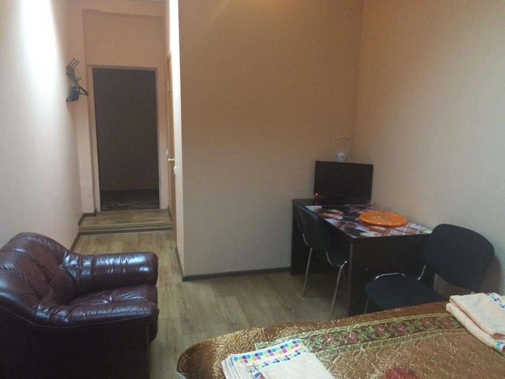 Mini-Hotel Yu-Port 0*