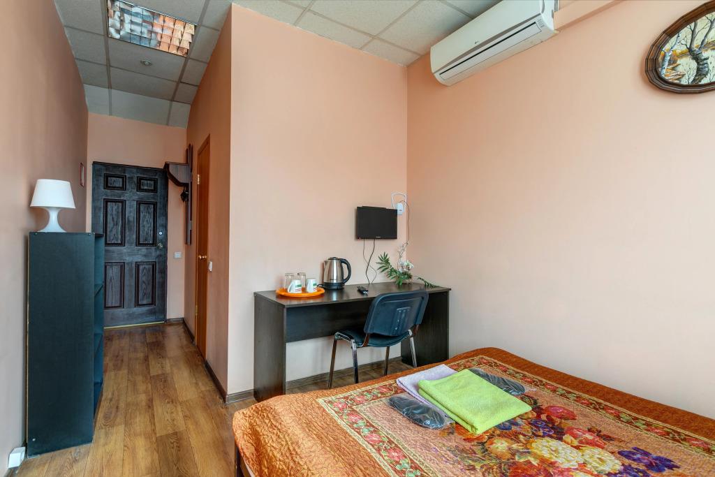Mini-Hotel Yu-Port 0*
