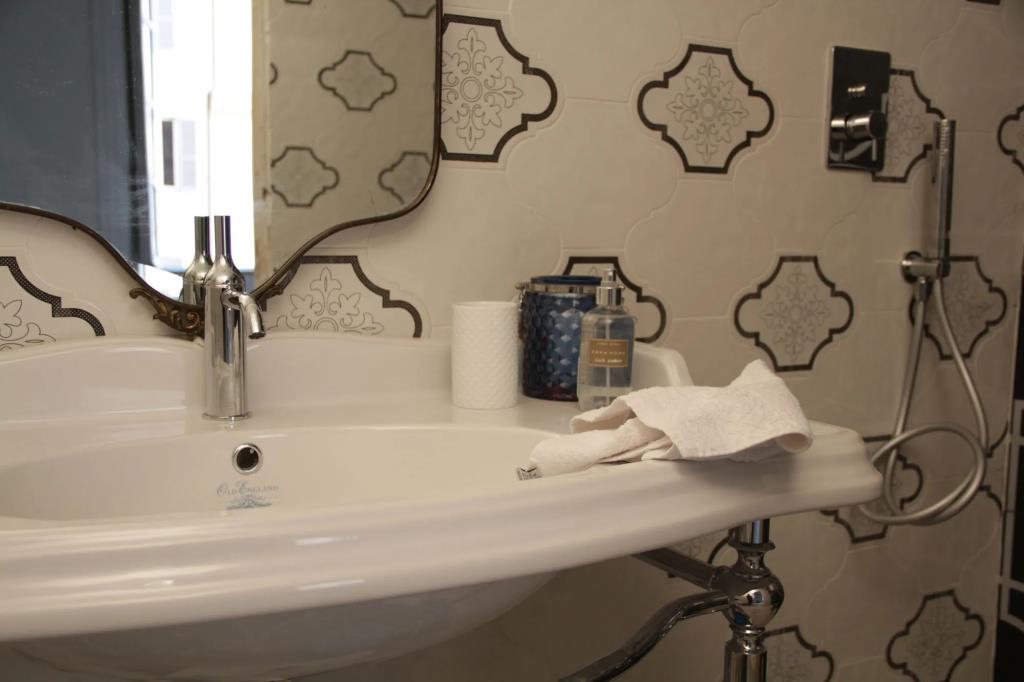 Ingrami Suites 0*