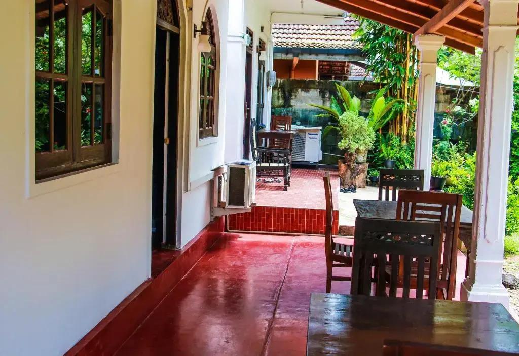 Lotus Villa 0*