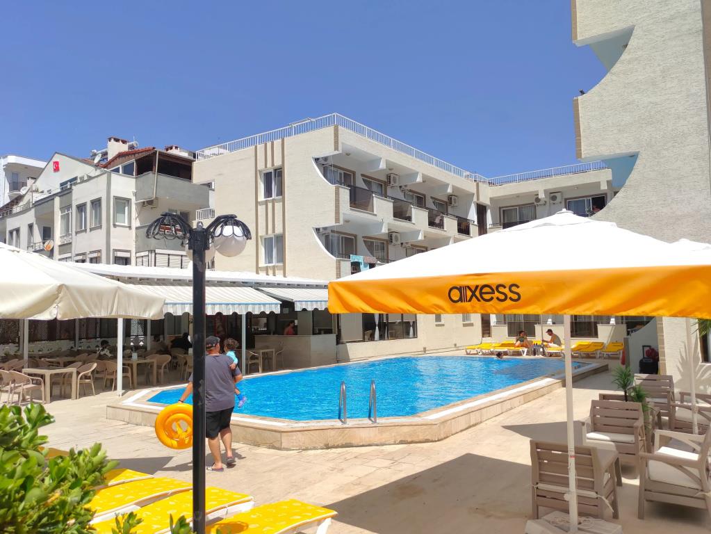 Mulka Hotel 0*