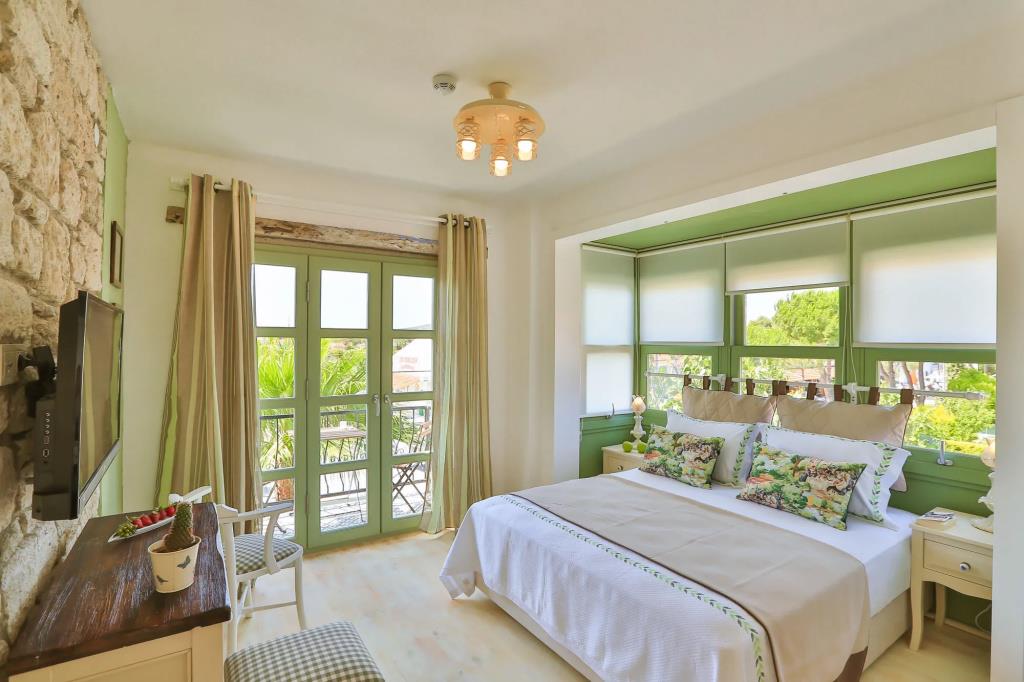 Palas Alacati - Adults Only 0*