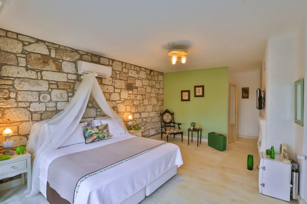 Palas Alacati - Adults Only 0*