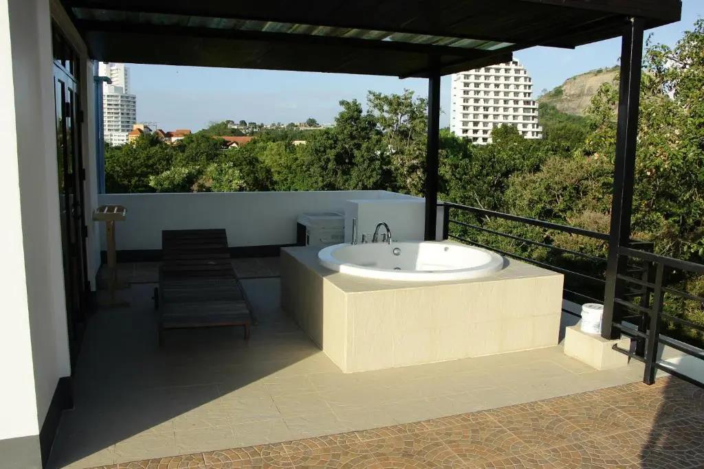 The Bihai Hua Hin 3*