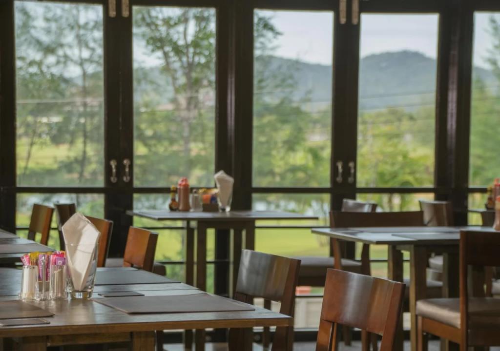 The Bihai Hua Hin 3*