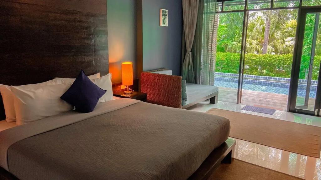 The Bihai Hua Hin 3*