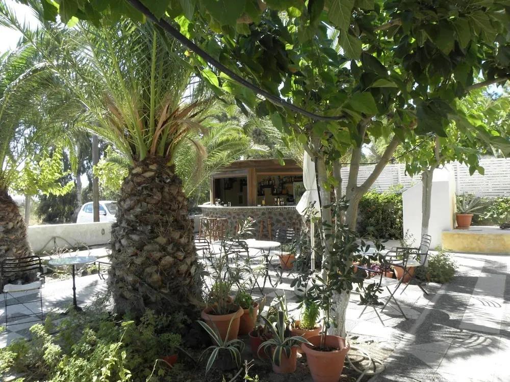 Areti Hotel 0*