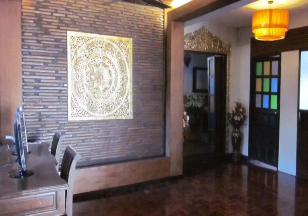Rachamankha Flora House 2*