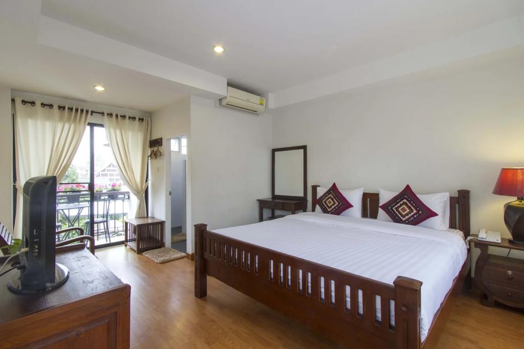 Rachamankha Flora House 2*
