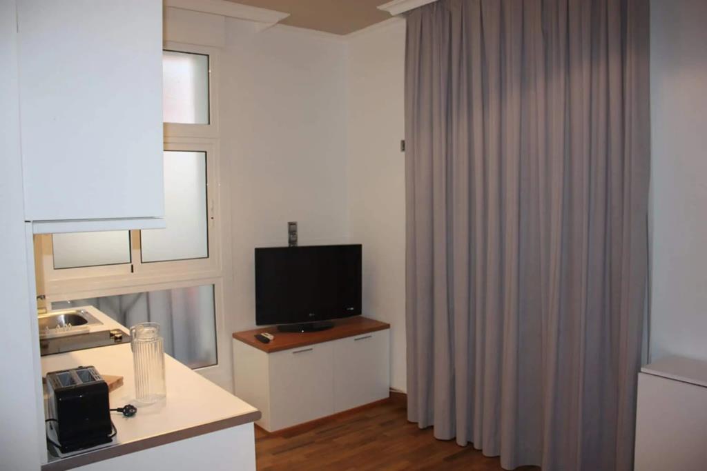 Apartamentos Senabre Palais 0*
