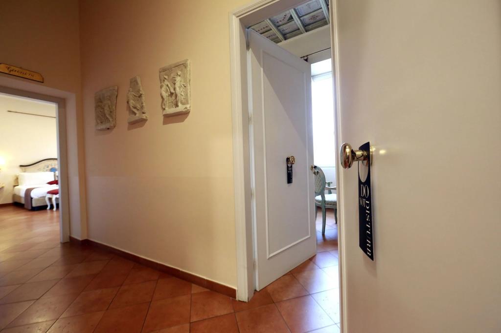 Residenza Gens Julia 0*