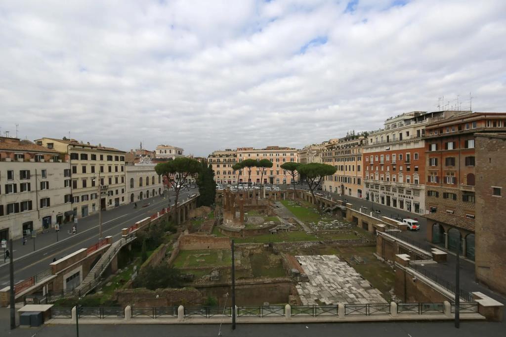 Residenza Gens Julia 0*