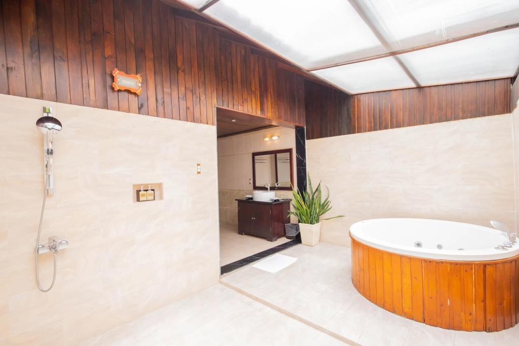 Diamond Bay Resort and Spa 4*