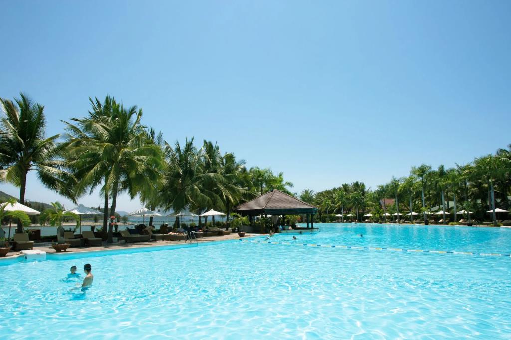 Diamond Bay Resort and Spa 4*