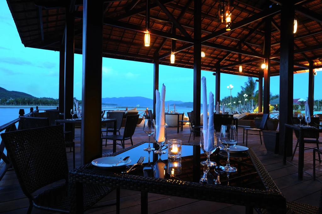Diamond Bay Resort and Spa 4*