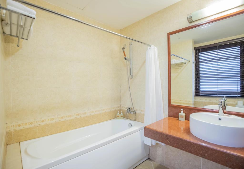 Diamond Bay Resort and Spa 4*