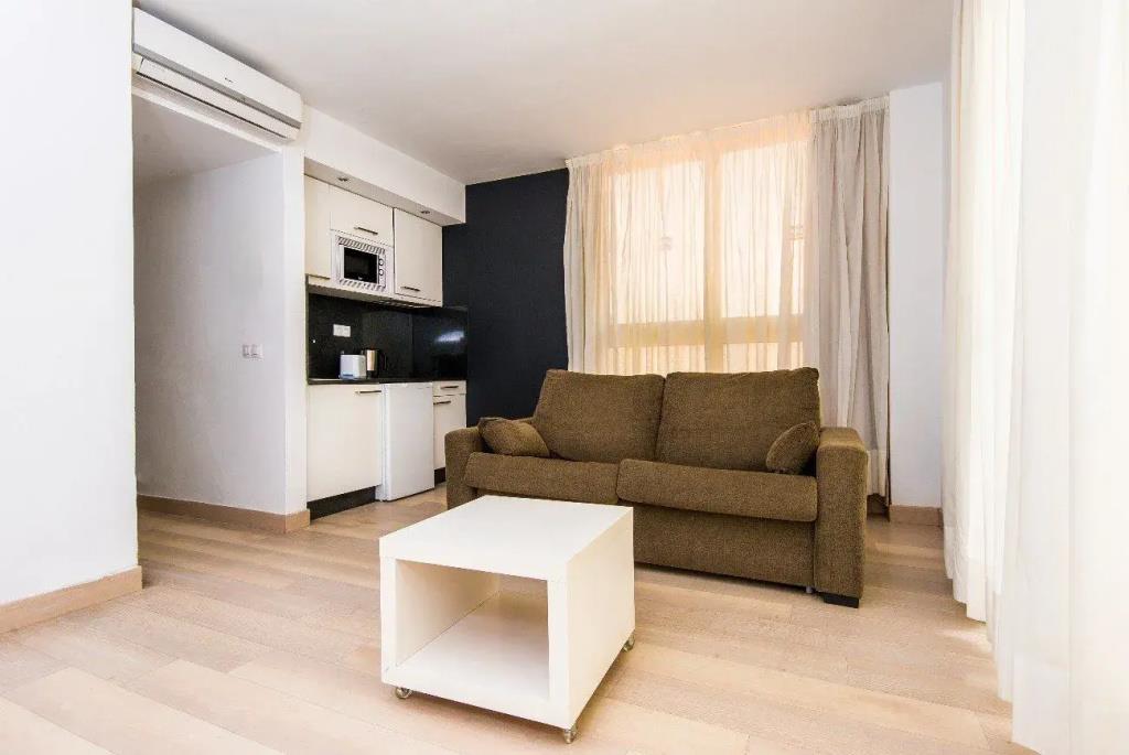 Kn Aparthotel Columbus 0*