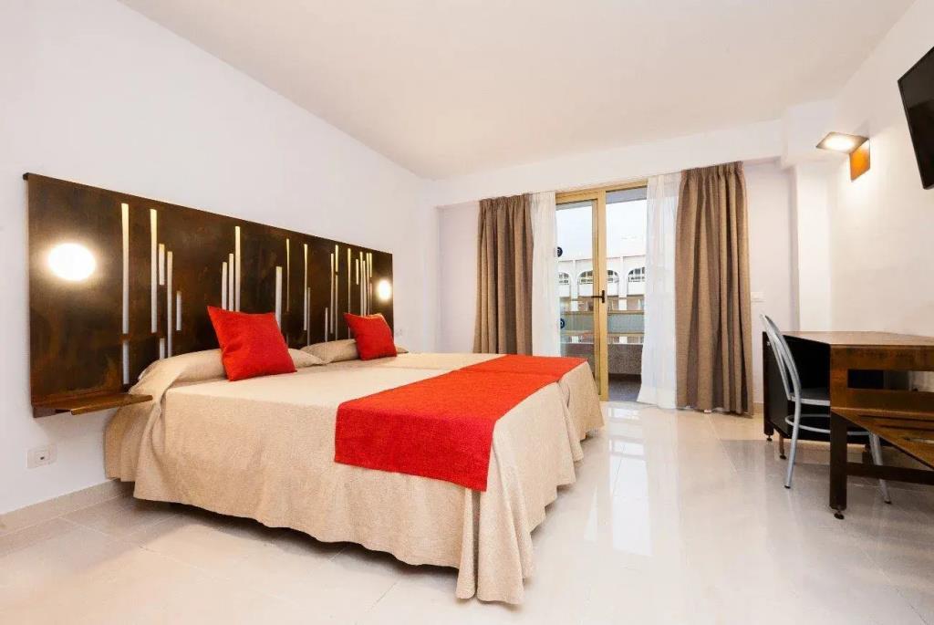 Kn Aparthotel Columbus 0*