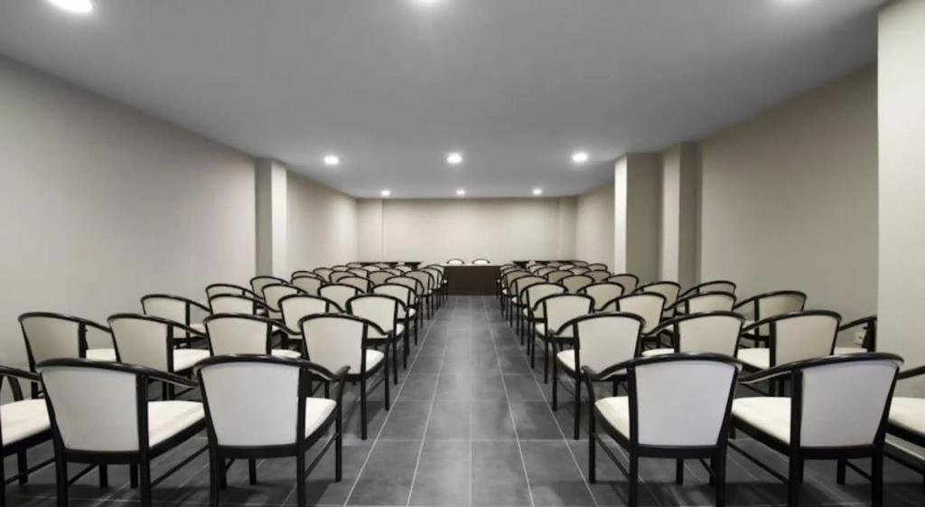 Kn Aparthotel Columbus 0*