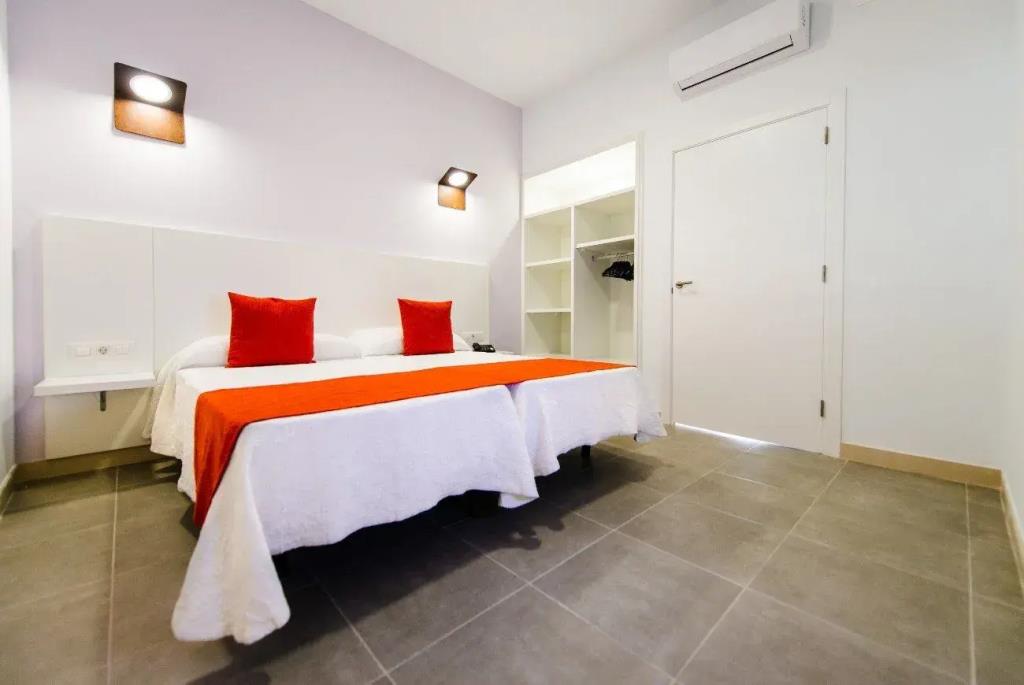 Kn Aparthotel Columbus 0*