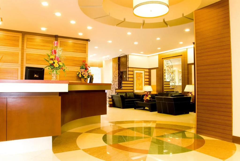 Celyn Hotel City Mall 3*