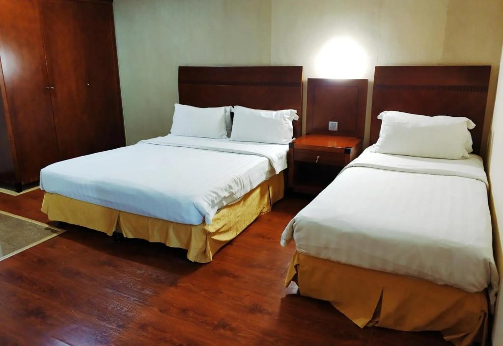Celyn Hotel City Mall 3*