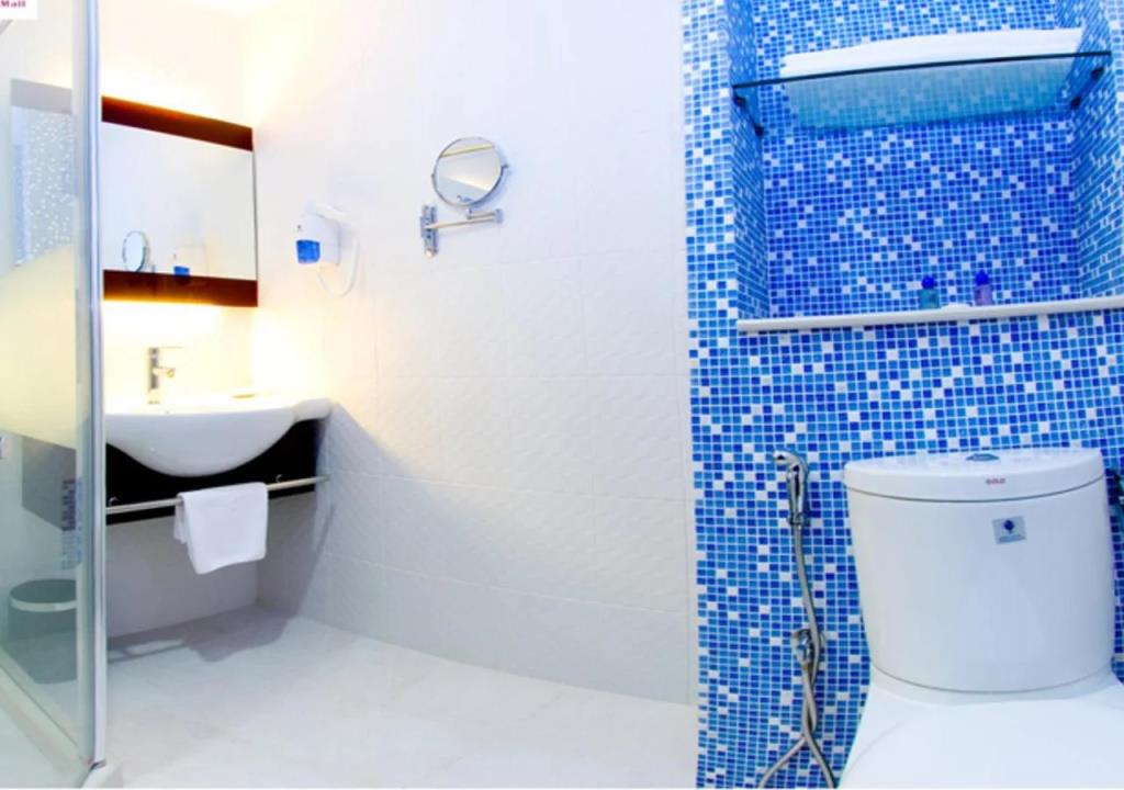Celyn Hotel City Mall 3*