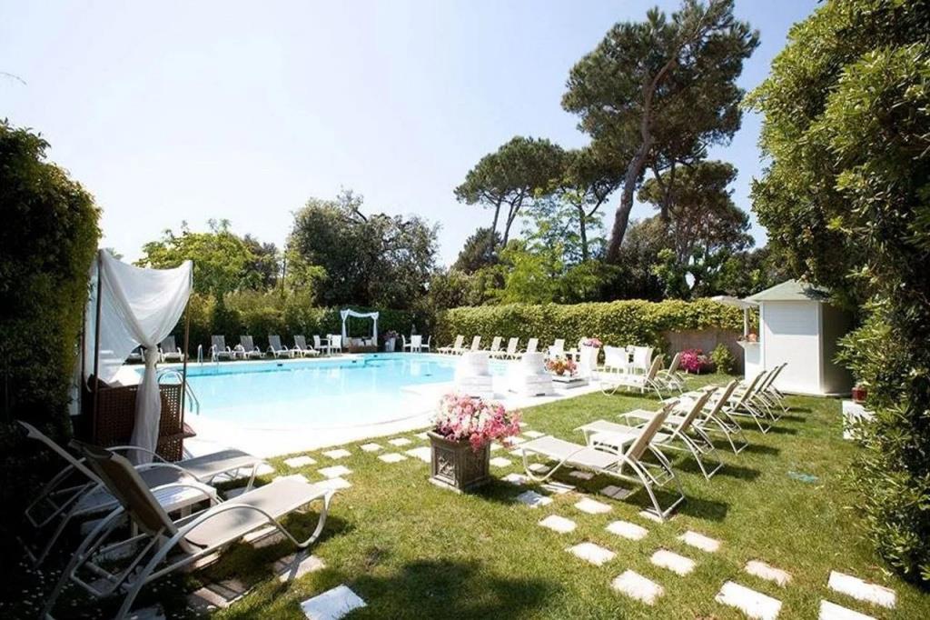 JR Resort Logos Forte dei Marmi 4*