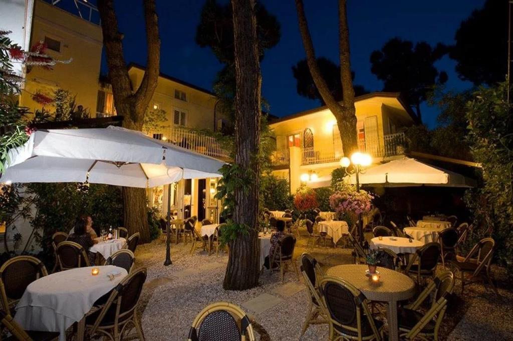 JR Resort Logos Forte dei Marmi 4*
