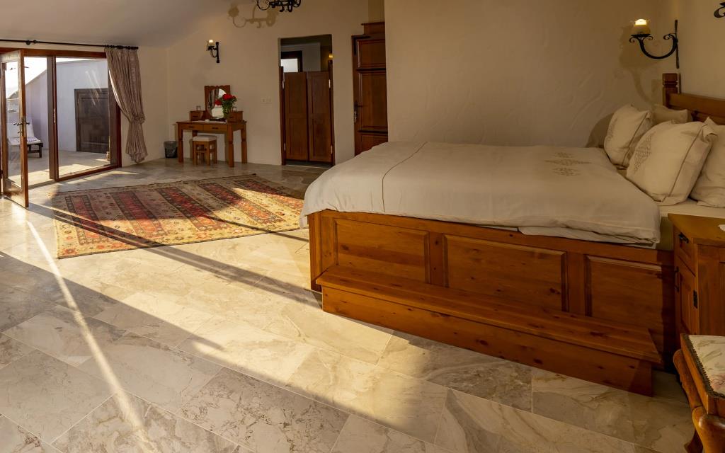 Mandarin & Mango Boutique Hotel 5*