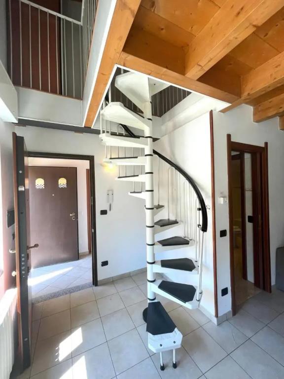 Easy Apartment Navigli 0*