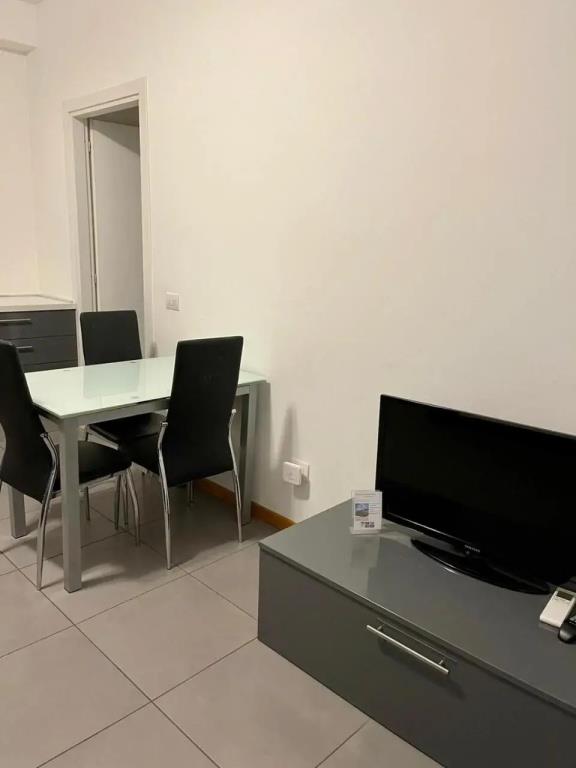 Easy Apartment Navigli 0*